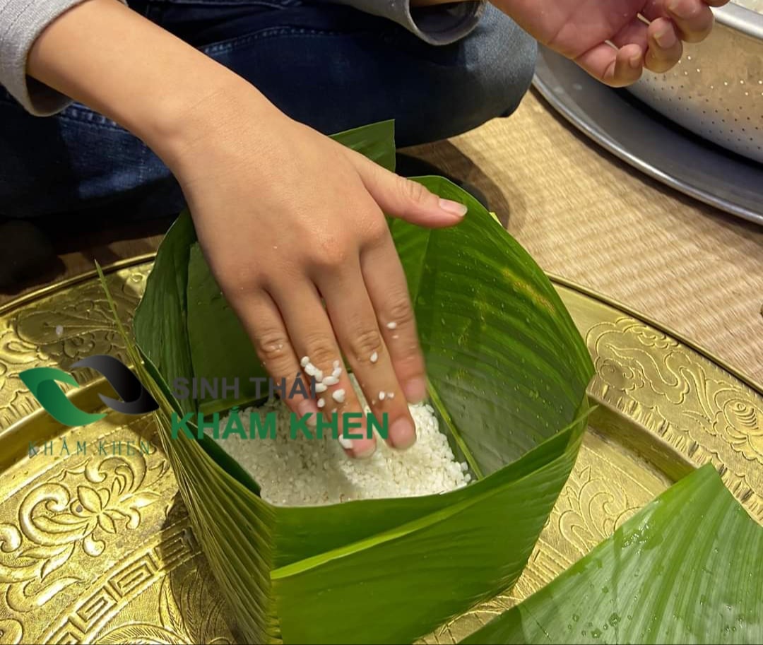 TẾT SUM VẦY BÊN NỒI BÁNH CHƯNG XANH LÀ TRUYỀN THỐNG BAO ĐỜI NAY CỦA NGƯỜI VIỆT